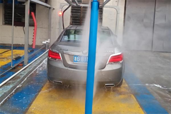 雷速洗車加盟