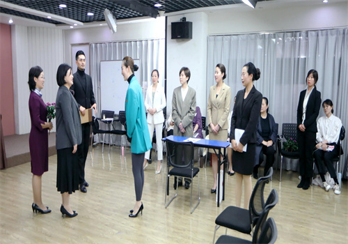 禮儀培訓班加盟