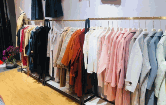 愛(ài)衣服服飾