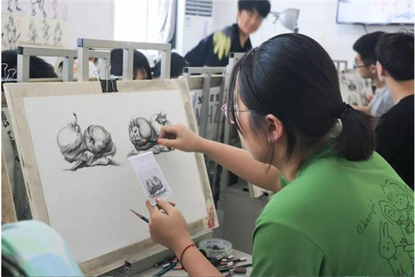 新一代美術加盟