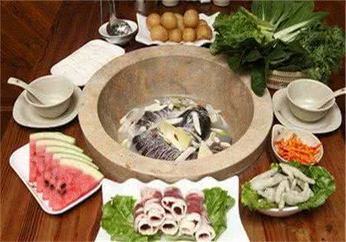 草帽氣鍋魚加盟