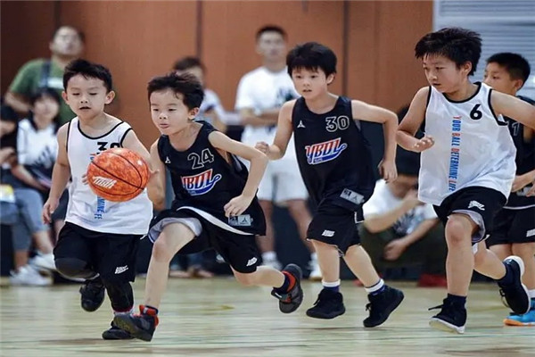 AAUsports美式籃球培訓俱樂部加盟