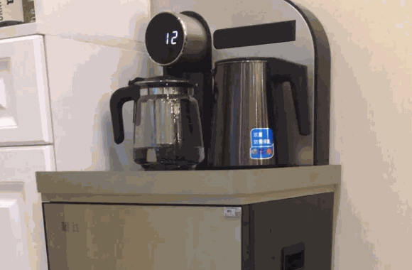 奧克龍飲水機