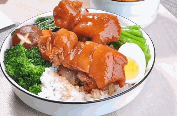 隆江豬腳飯