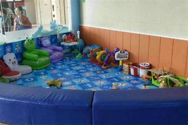 愛得潤嬰兒游泳館加盟