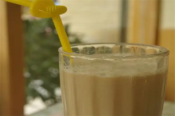 臺嶼小鎮奶茶加盟