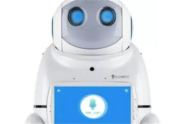 愛樂優家庭親子機器人加盟