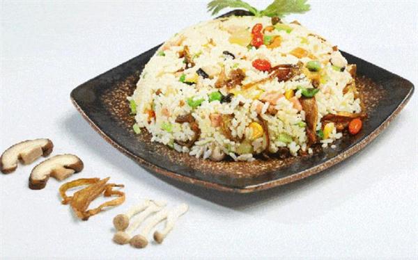 米小奴炒飯