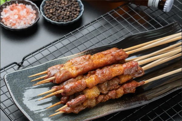 口味堂環(huán)保無(wú)煙燒烤加盟