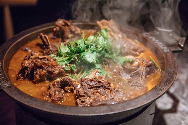 名羊京城羊蝎子涮肉加盟
