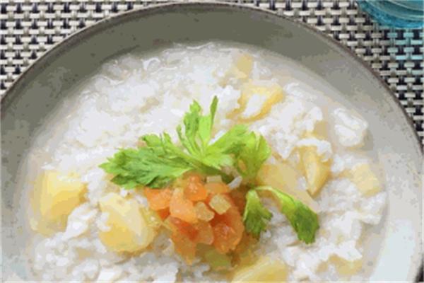 一心魚湯泡飯加盟