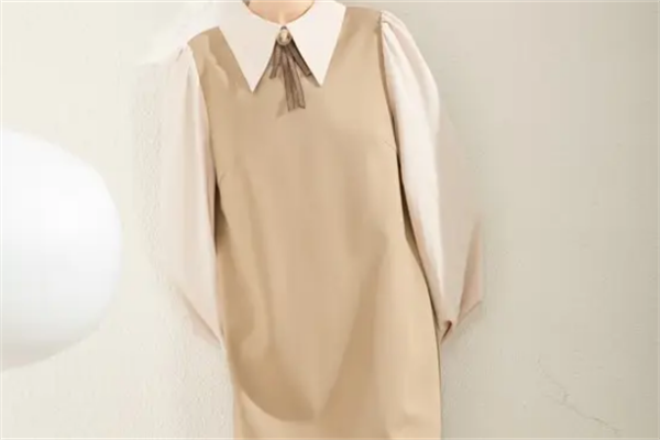 王美虹服裝