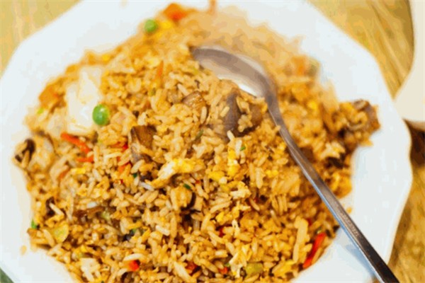 景興西炒飯加盟