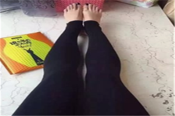 傳澄襪子