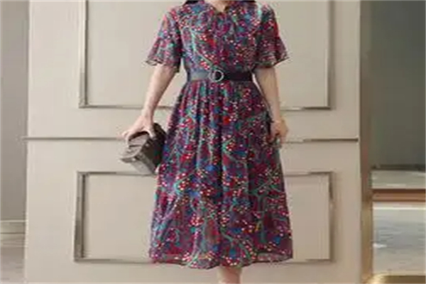 真喜路女裝加盟