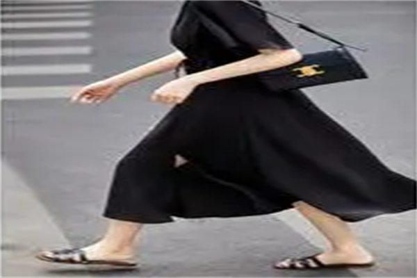 BOYI帛逸女裝加盟