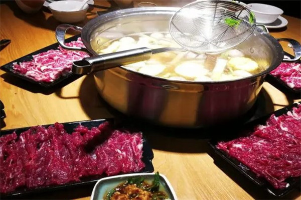 常德牛肉館加盟