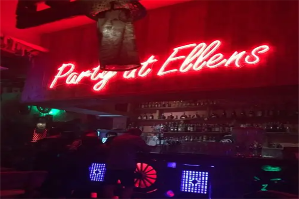 Ellen’s西餐酒吧加盟