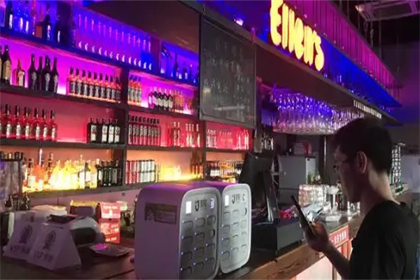 Ellen’s西餐酒吧加盟