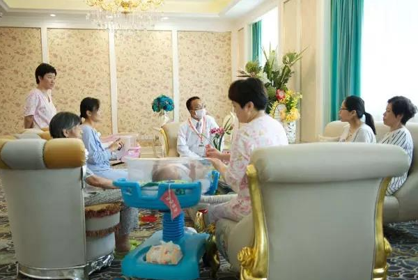 愛的果實(shí)月嫂加盟