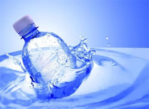 天天上礦泉水