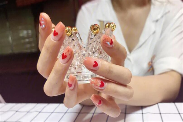 念尚秀繡紋美甲培訓加盟