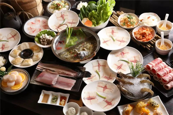 佳魚居斑魚火鍋加盟