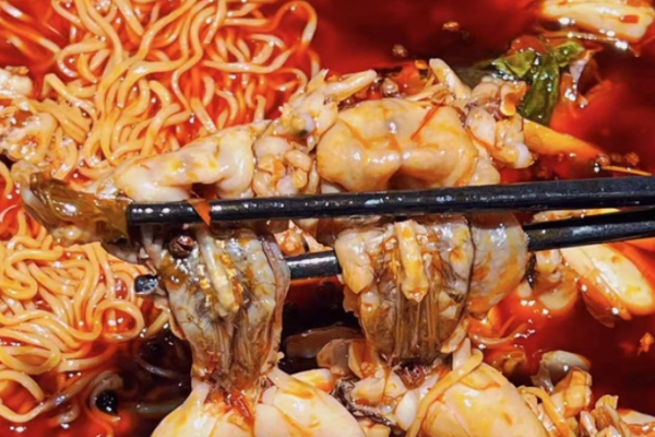 老黃記丁丁美蛙魚(yú)頭加盟
