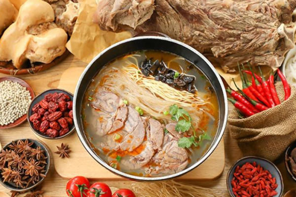 牛湯哥慢熬牛肉湯加盟