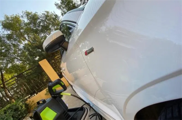 美唰唰移動(dòng)洗車(chē)機(jī)加盟