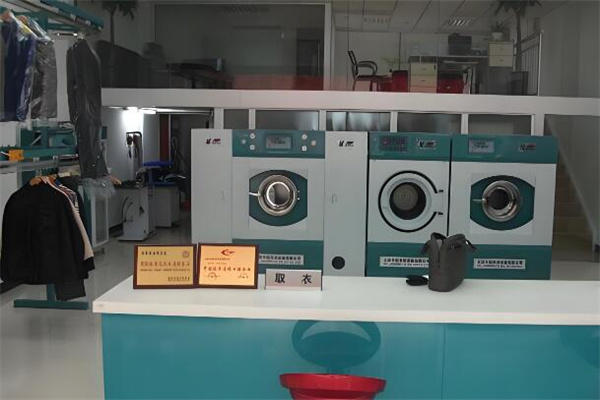 萬洗洗衣店加盟
