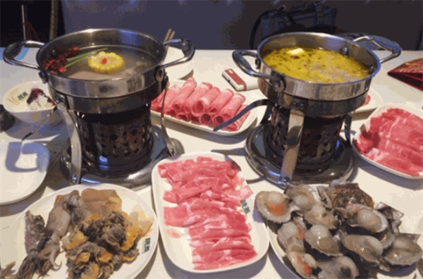 冠華海鮮肥牛自助火鍋加盟