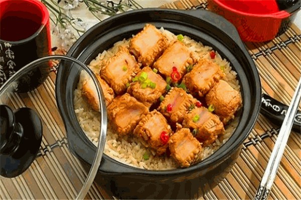 興維煲仔飯