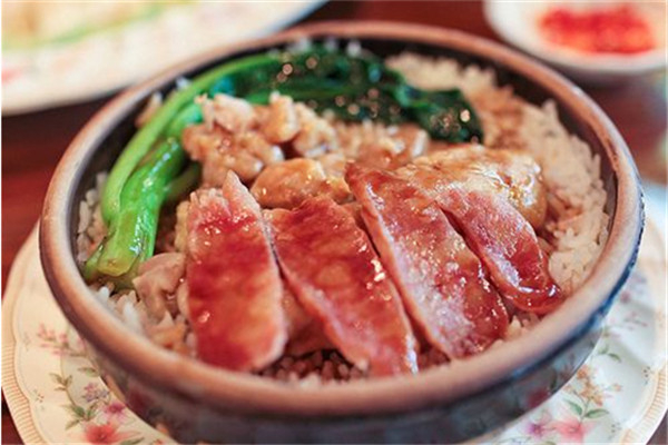 興維煲仔飯