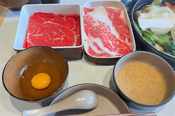 悠優自助火鍋