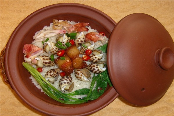 子健煲仔飯加盟
