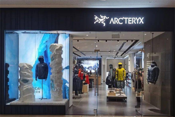 始祖鳥折扣店