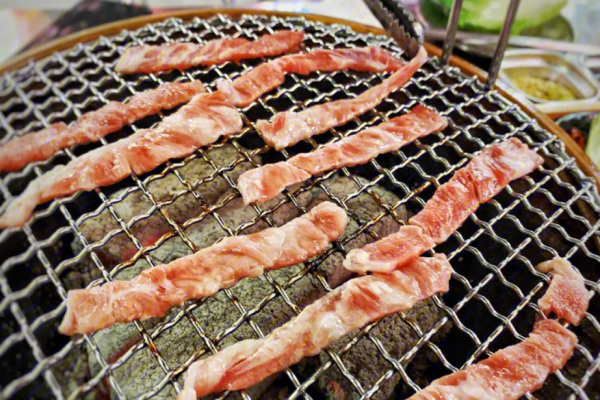 豬五發泥爐烤肉加盟