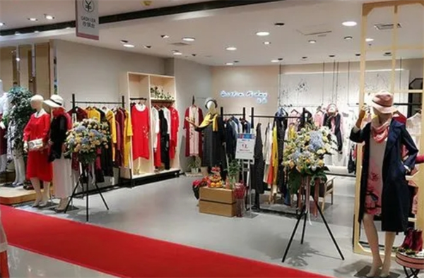 德若服裝加盟