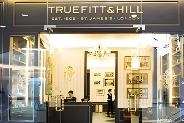TRUEFITT & HILL加盟