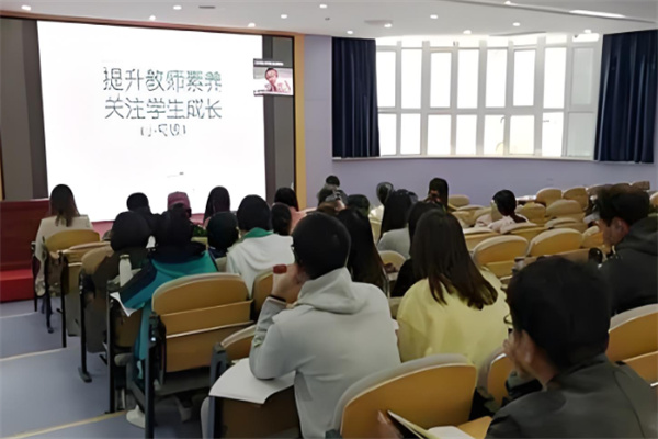 教師招聘培訓(xùn)機(jī)構(gòu)加盟