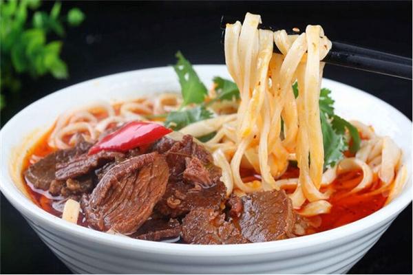 富斯凱牛肉板面加盟