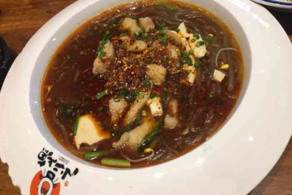 小二上魚麻辣肥腸豆花魚加盟