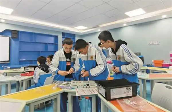 愛創(chuàng)家創(chuàng)客教育如何加盟？開啟教育創(chuàng)業(yè)的新篇章