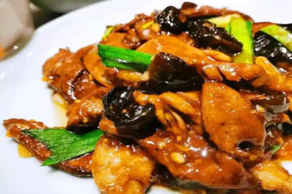 恰小湘爐邊菜加盟