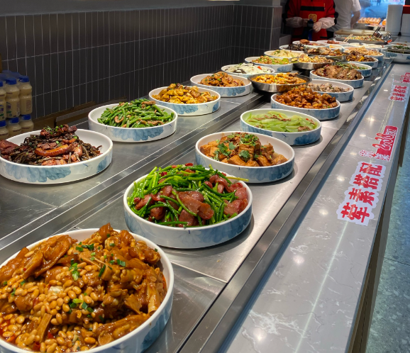 上海開一家中式快餐店要投資多少？全維度成本拆解與盈利策略