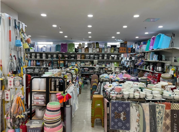 上海開個日用百貨店怎么樣投資多少店合適