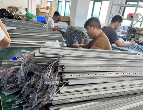 上海led燈具廠投資多少錢？上海LED燈具廠投資成本全解析
