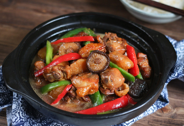 上海開一間黃燜雞米飯要多大投資？投資成本解析