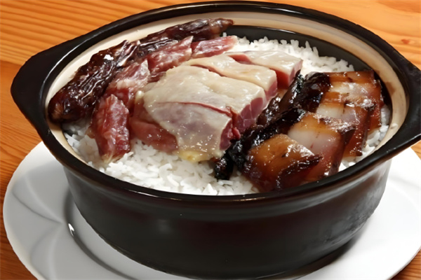 友膳煲仔飯加盟